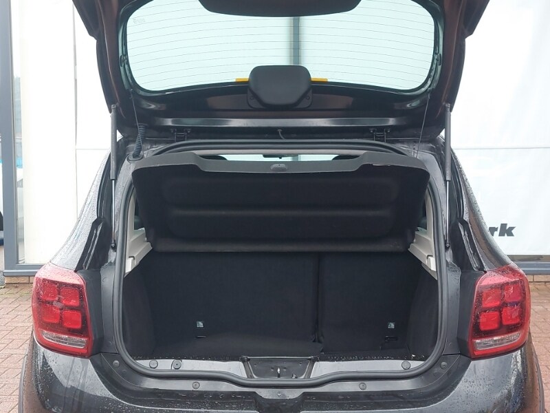 Used Dacia Sandero Stepway 2020 for sale - 76493311: Photo 8