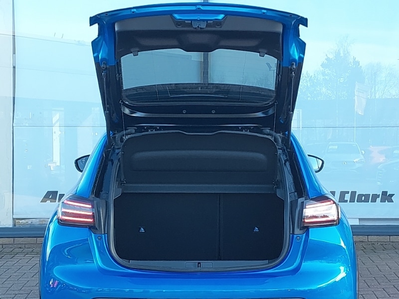 Used Peugeot 208 2024 for sale - 78032782: Photo 8