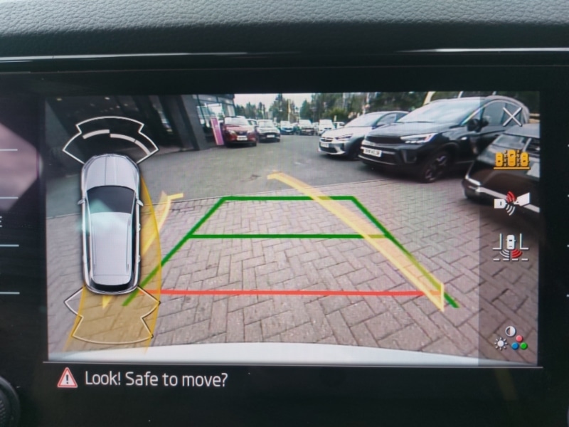 Used Skoda Karoq 2024 for sale - 76763663: Photo 11