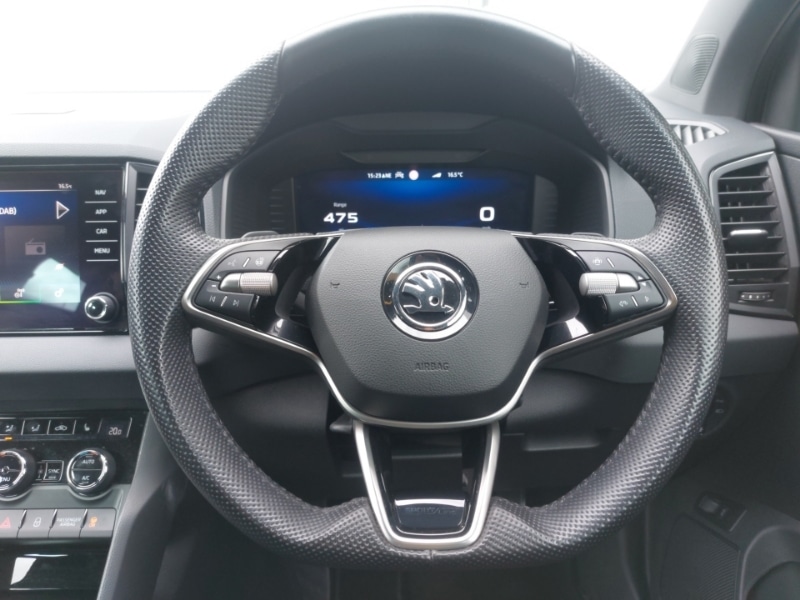 Used Skoda Karoq 2024 for sale - 76763663: Photo 2