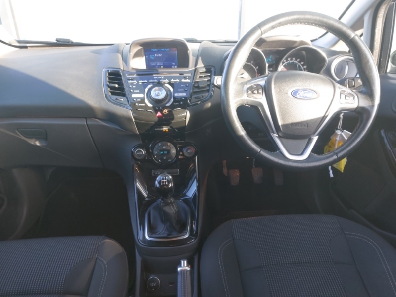 Used Ford Fiesta 2017 for sale - 76779482: Photo 2
