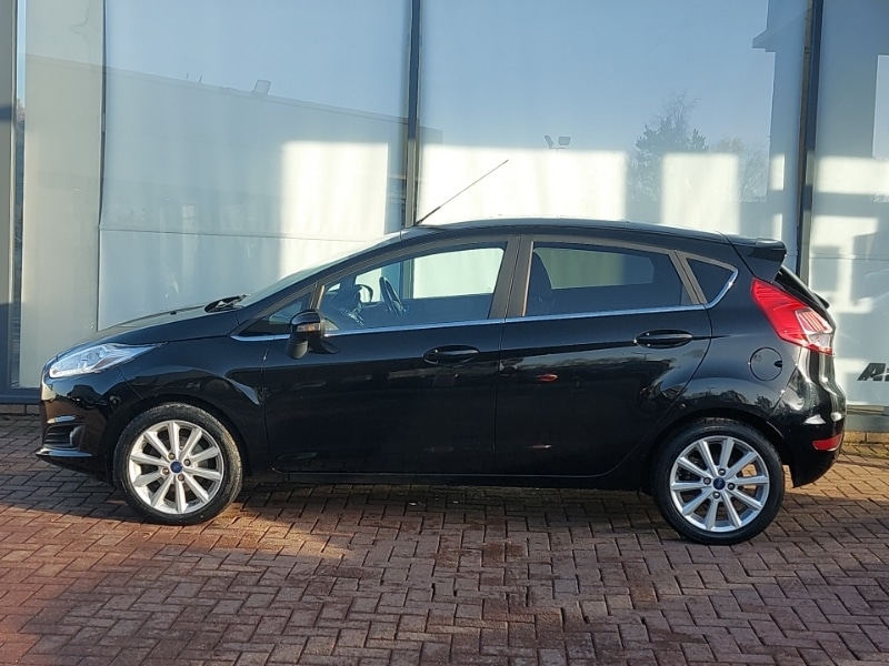 Used Ford Fiesta 2017 for sale - 76779482: Photo 4