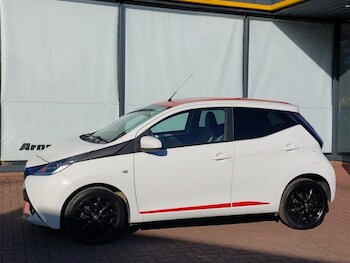 Used Toyota AYGO 2017 for sale - 78360975: Photo