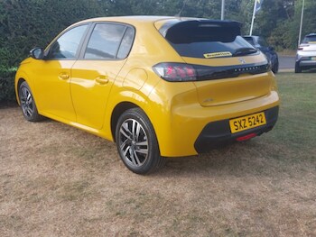 Used Peugeot 208 2023 for sale - 79332431: Photo