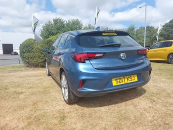 Used Vauxhall Astra 2017 for sale - 79273904: Photo