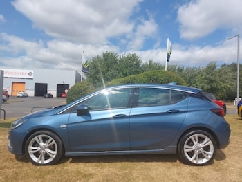Used Vauxhall Astra 2017 for sale - 79273904: Photo