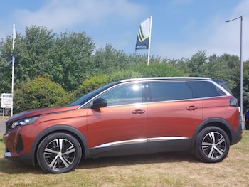 Used Peugeot 5008 2023 for sale - 79243197: Photo