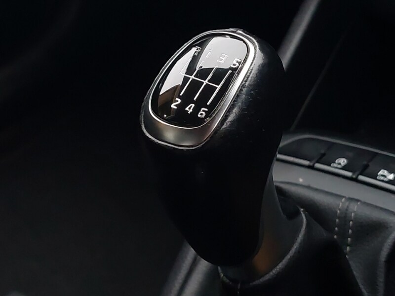 Used Kia Stonic 2020 for sale - 77815557: Photo 12