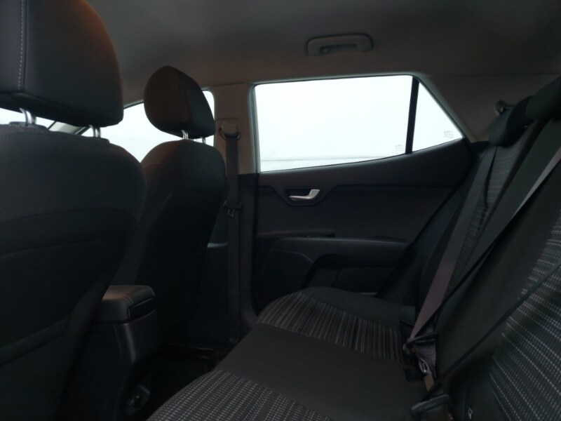 Used Kia Stonic 2020 for sale - 77815557: Photo 6