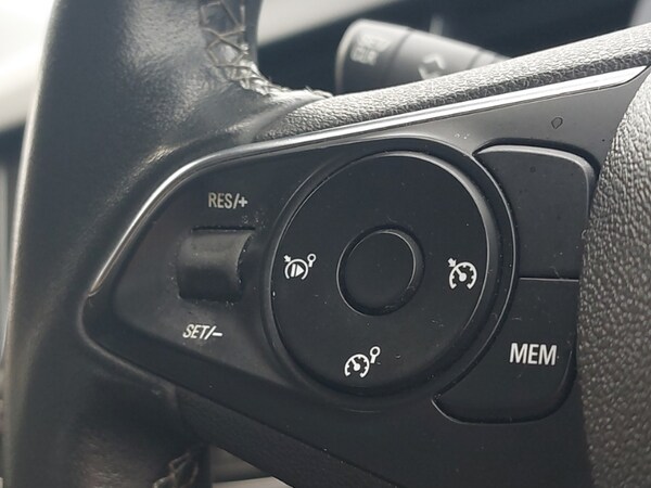 Used Vauxhall Crossland 2022 for sale - 76195752: Photo 14