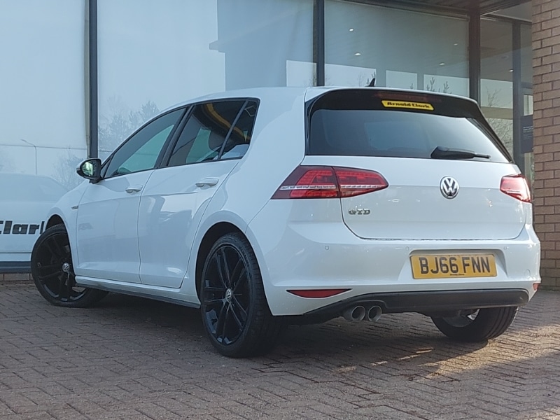 Used Volkswagen Golf 2016 for sale - 77963956: Photo 3