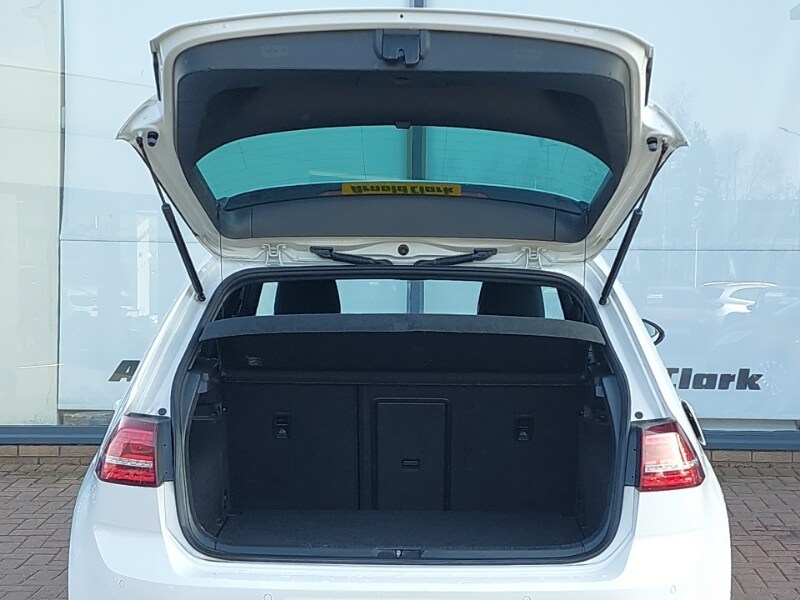 Used Volkswagen Golf 2016 for sale - 77963956: Photo 8