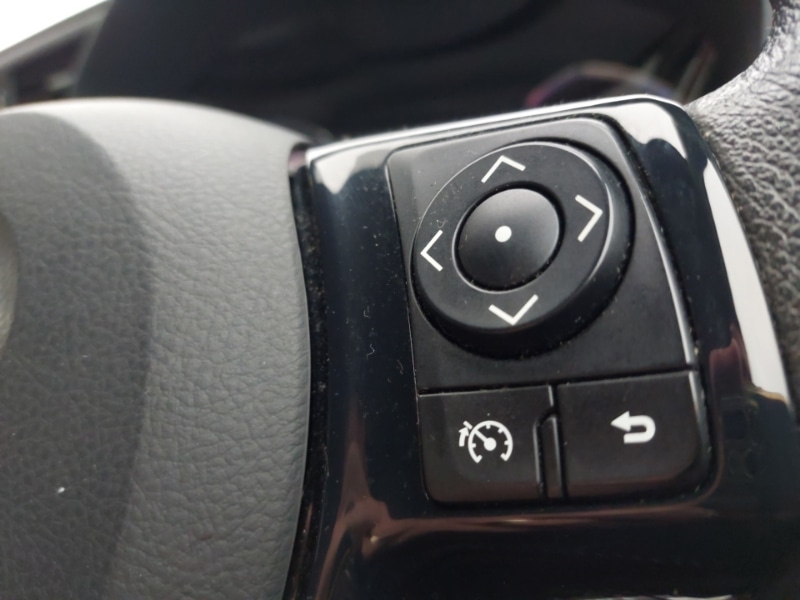 Used Toyota Yaris 2019 for sale - 77627936: Photo 15