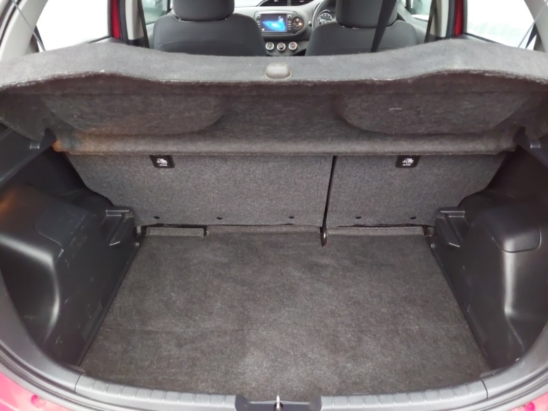 Used Toyota Yaris 2019 for sale - 77627936: Photo 8