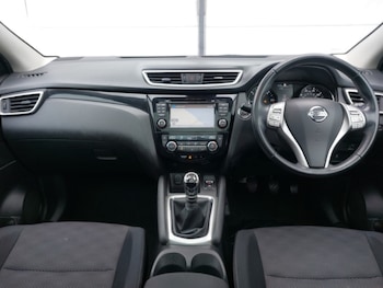 Used Nissan Qashqai 2016 for sale - 76264614: Photo