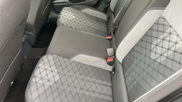 Used Volkswagen Polo 2023 for sale - 75586913: Photo 31