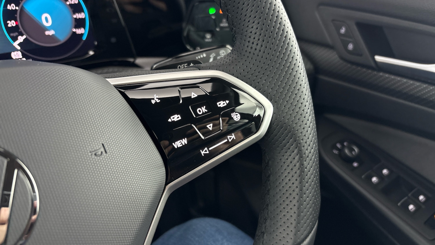 Used Volkswagen Golf 2024 for sale - 77851556: Photo 22