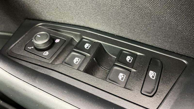 Used Volkswagen T-Roc 2024 for sale - 76222603: Photo 19