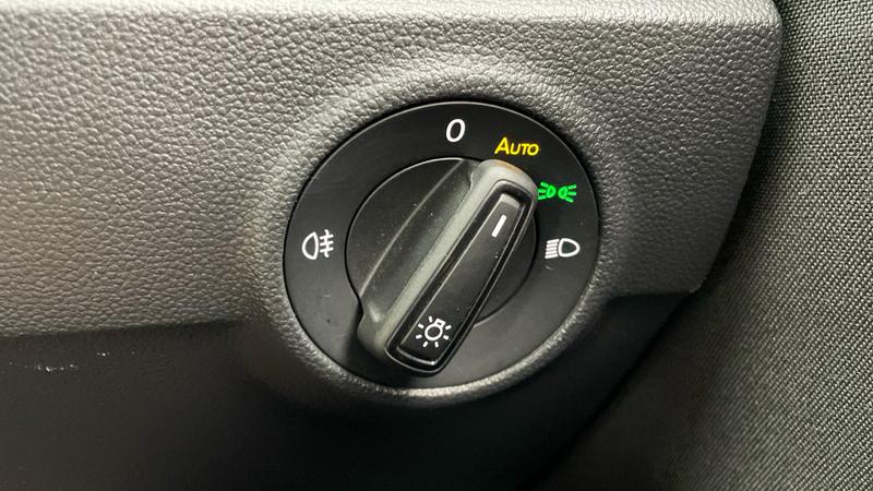 Used Volkswagen T-Roc 2024 for sale - 76222603: Photo 20