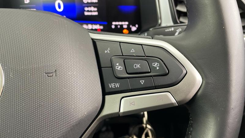 Used Volkswagen T-Roc 2024 for sale - 76222603: Photo 24