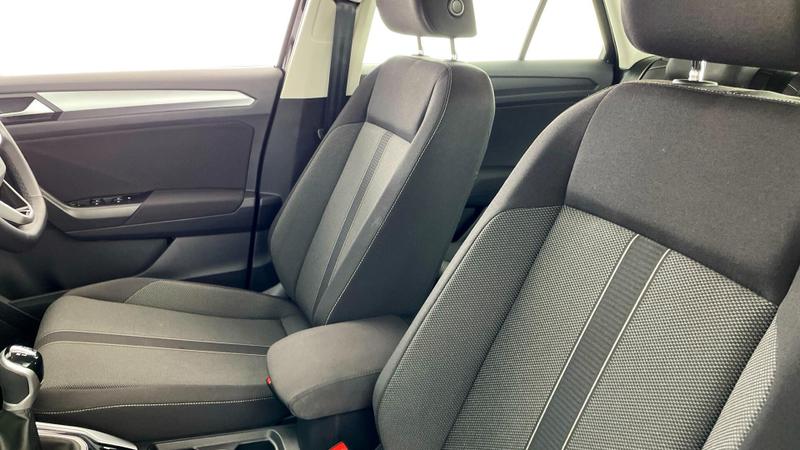 Used Volkswagen T-Roc 2024 for sale - 76222603: Photo 33