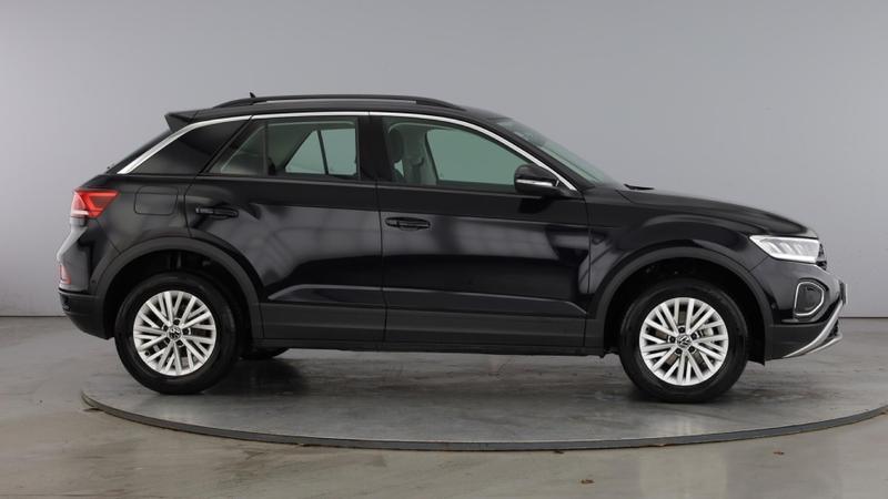 Used Volkswagen T-Roc 2024 for sale - 76222603: Photo 4