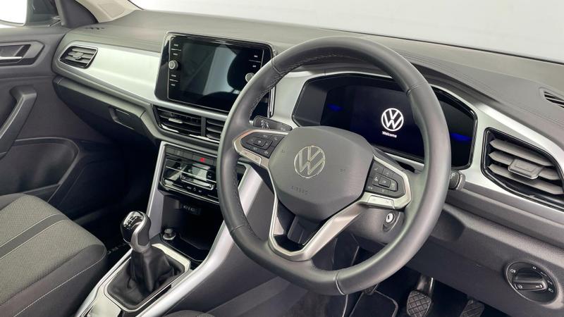 Used Volkswagen T-Roc 2024 for sale - 76222603: Photo 6