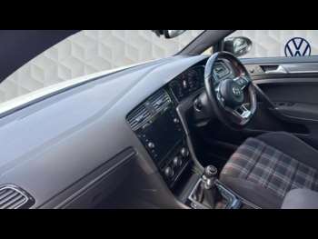 Used Volkswagen Golf 2019 for sale - 75203247: Photo
