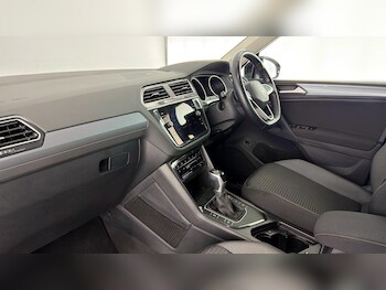 Used Volkswagen Tiguan 2022 for sale - 77504827: Photo