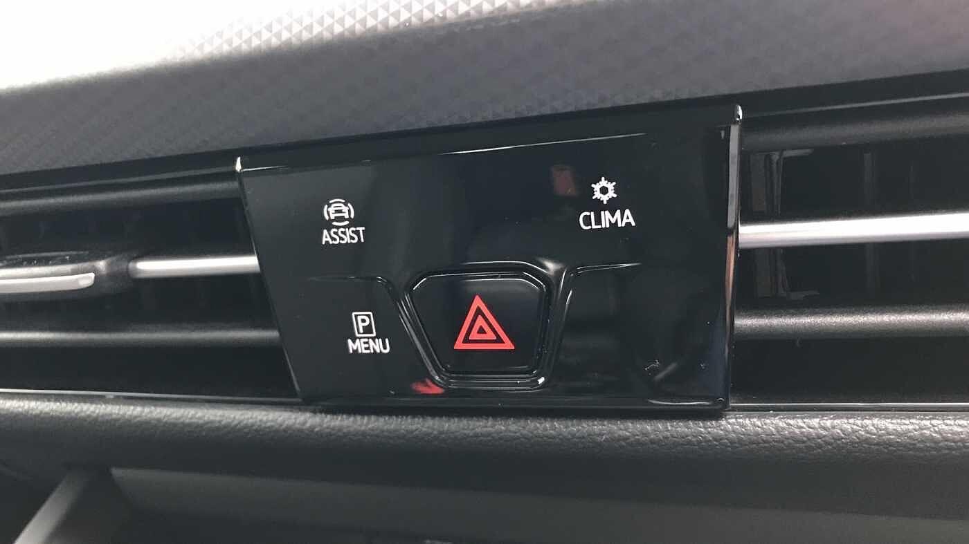 Used Volkswagen Golf 2022 for sale - 77975632: Photo 24