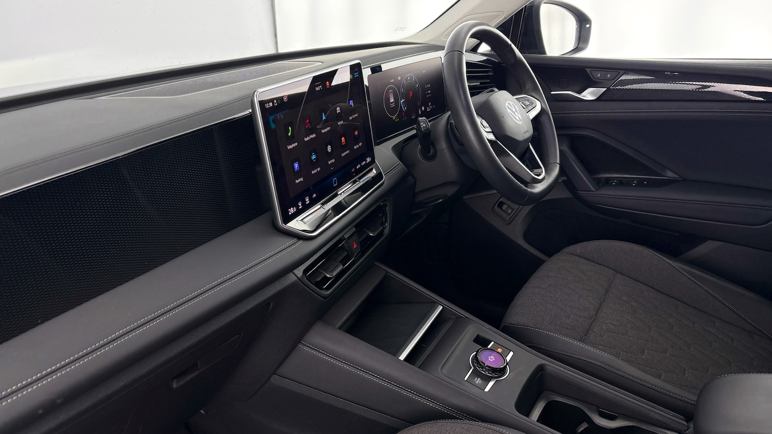 Used Volkswagen Tiguan 2024 for sale - 77504763: Photo 2