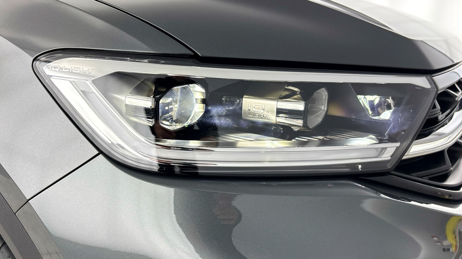 Used Volkswagen T-Roc 2025 for sale - 77781935: Photo 35