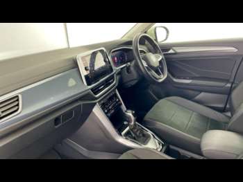 Used Volkswagen T-Roc 2023 for sale - 75054512: Photo