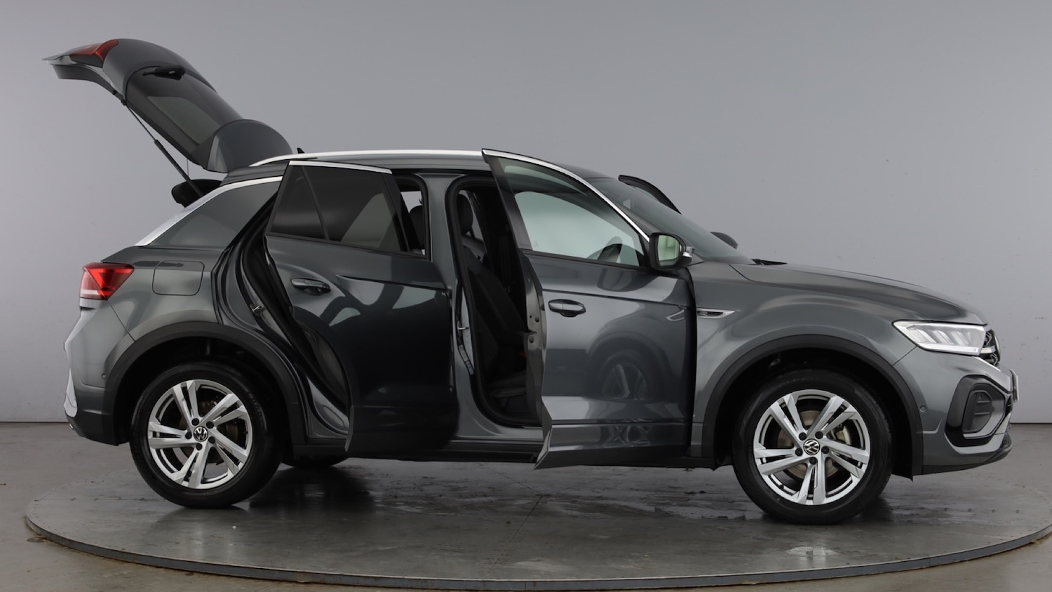 Used Volkswagen T-Roc 2022 for sale - 77918066: Photo 11