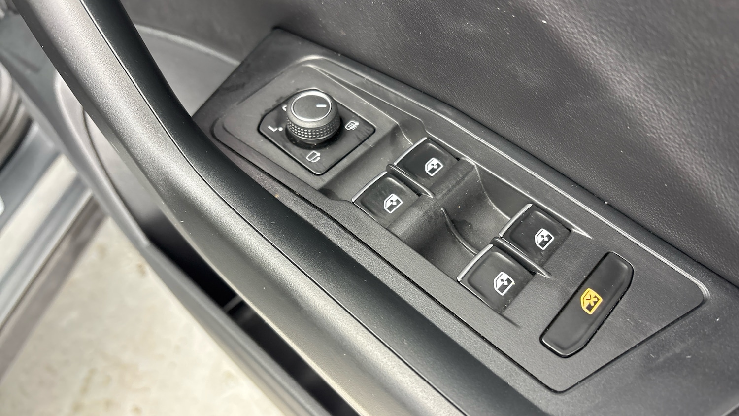 Used Volkswagen T-Roc 2022 for sale - 77918066: Photo 20