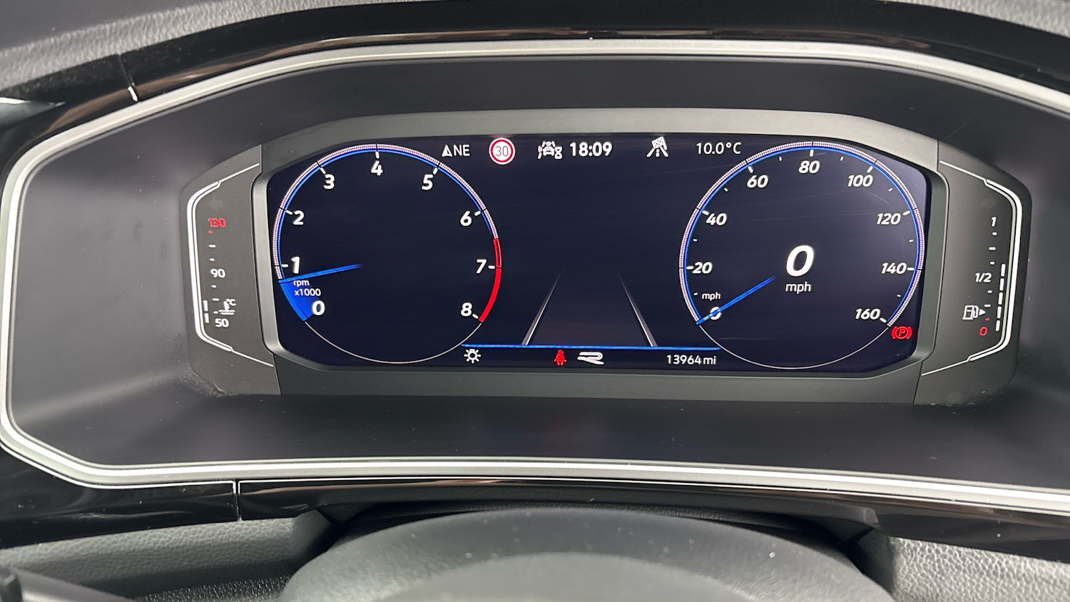 Used Volkswagen T-Roc 2022 for sale - 77918066: Photo 27