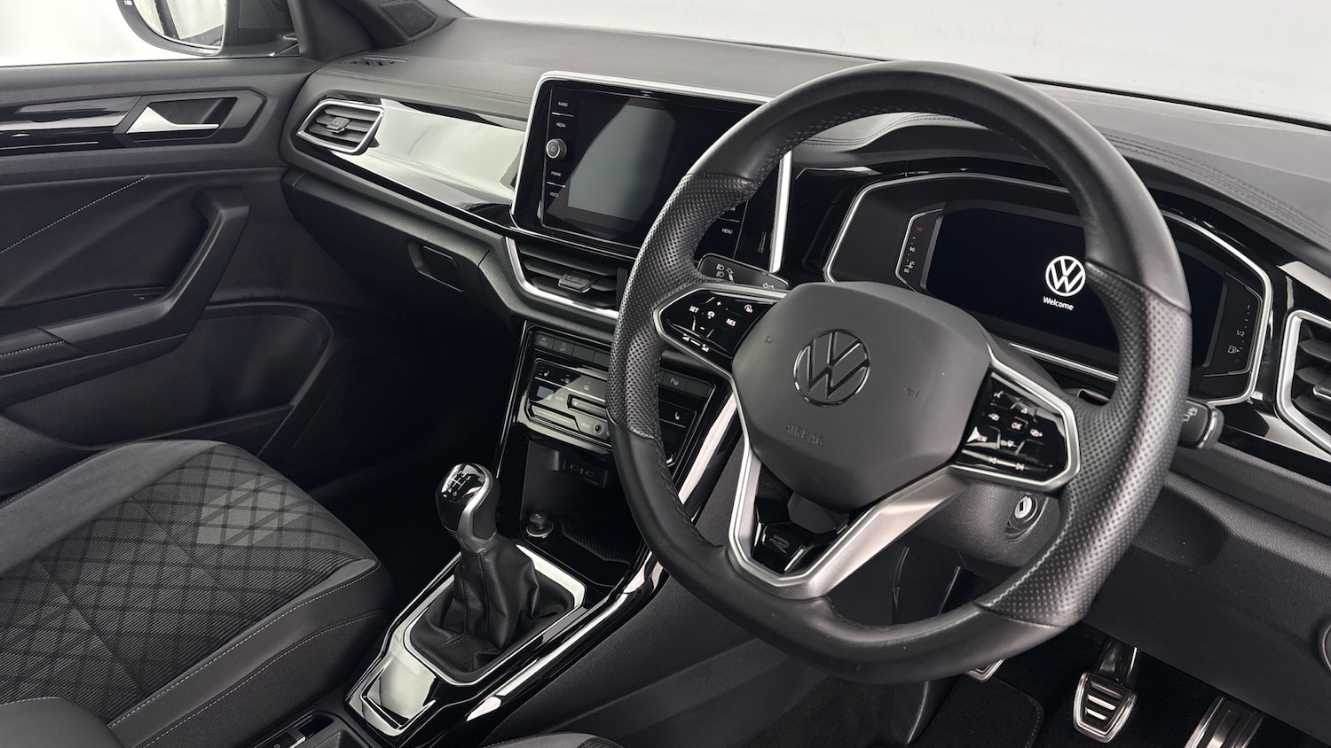 Used Volkswagen T-Roc 2022 for sale - 77918066: Photo 6