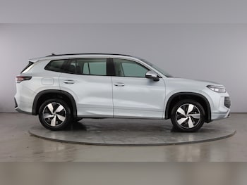 Used Volkswagen Touran 2025 for sale - 77776579: Photo