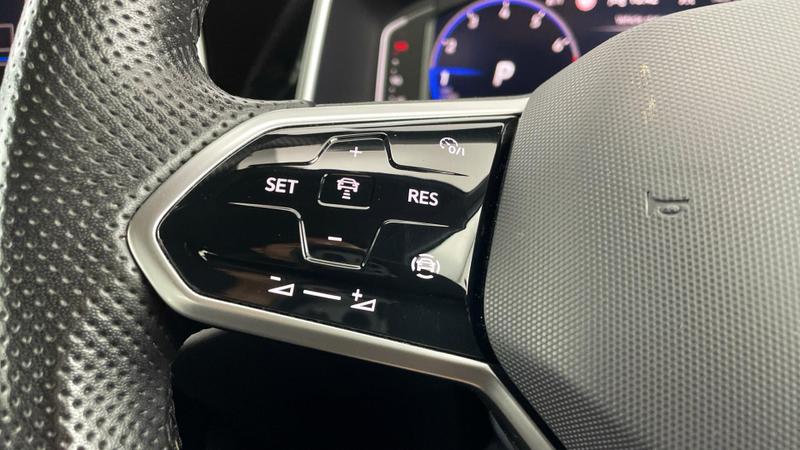 Used Volkswagen T-Roc 2022 for sale - 75718131: Photo 23