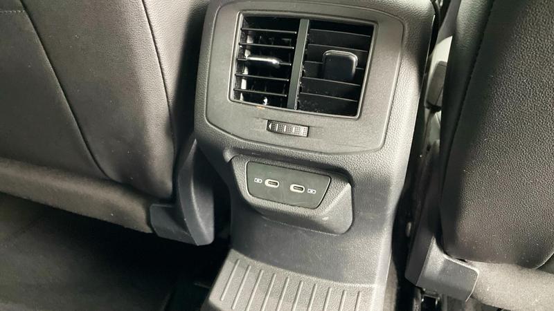 Used Volkswagen T-Roc 2022 for sale - 75718131: Photo 27
