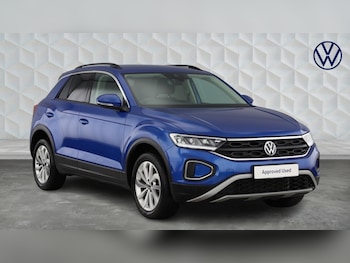 Used Volkswagen T-Roc 2024 for sale - 78106506: Photo
