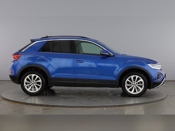 Used Volkswagen T-Roc 2024 for sale - 78106506: Photo