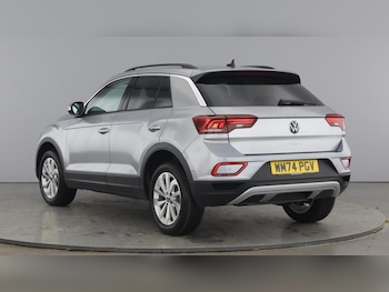 Used Volkswagen T-Roc 2025 for sale - 75475280: Photo