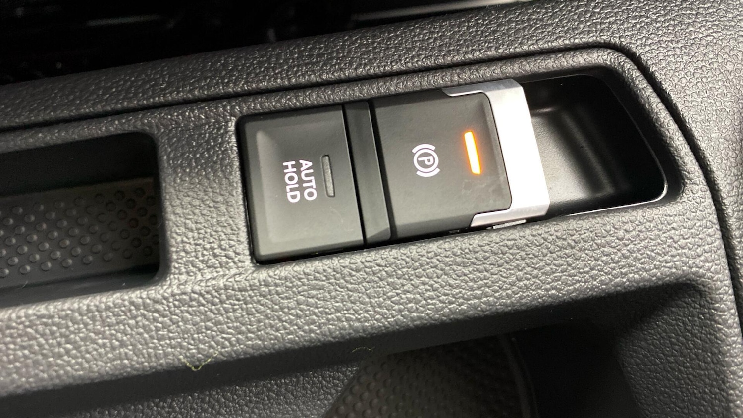 Used Volkswagen T-Roc 2025 for sale - 77813491: Photo 12