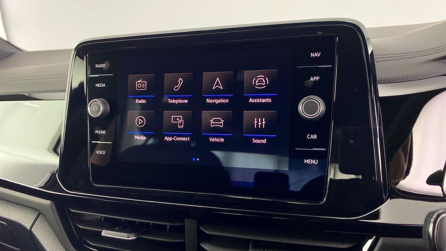 Used Volkswagen T-Roc 2025 for sale - 77813491: Photo 18