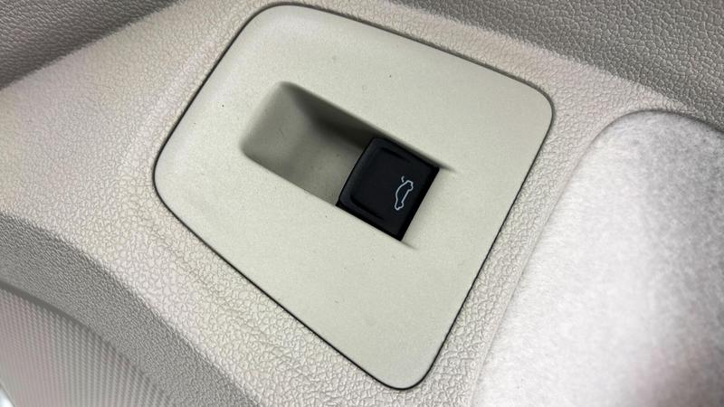 Used Volkswagen Tiguan 2022 for sale - 76931208: Photo 24