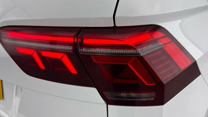 Used Volkswagen Tiguan 2022 for sale - 76931208: Photo 31