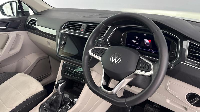 Used Volkswagen Tiguan 2022 for sale - 76931208: Photo 6