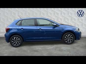 Used Volkswagen Polo 2024 for sale - 74760308: Photo
