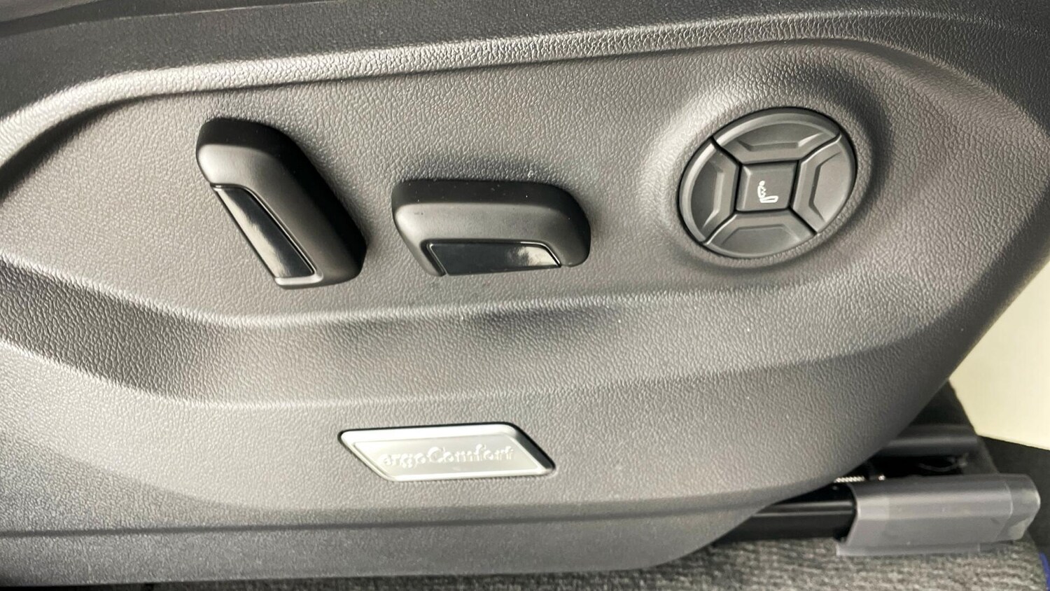 Used Volkswagen Touareg 2025 for sale - 77701416: Photo 20